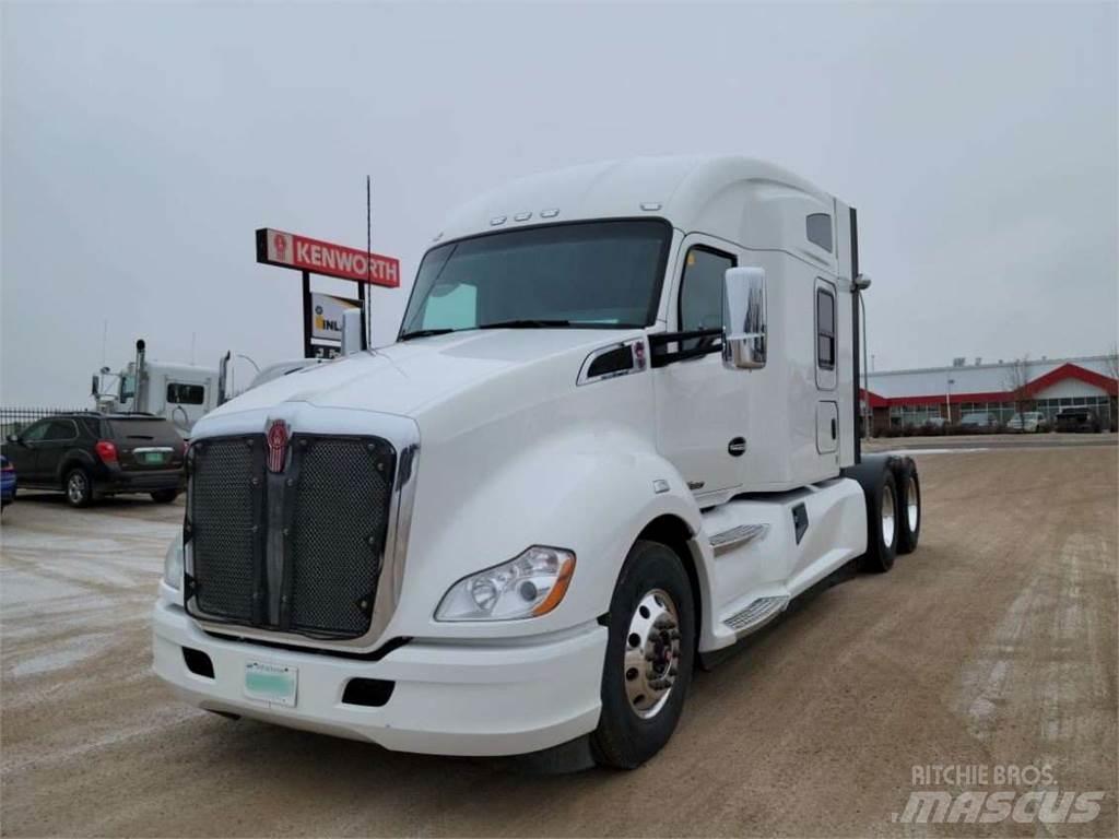 Kenworth T680 وحدات الجر