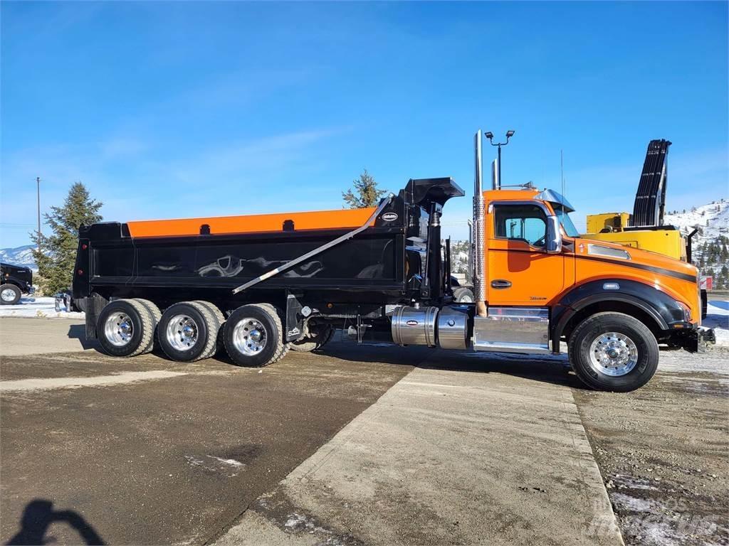 Kenworth T880 شاحنات قلابة