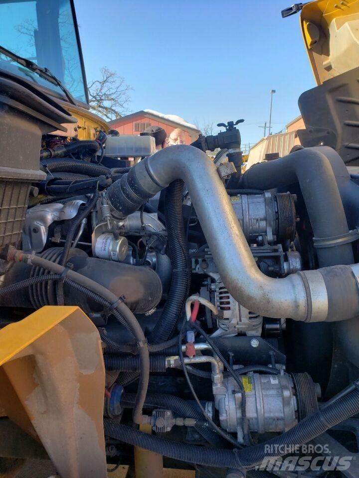 IC Bus CE200 أخرى