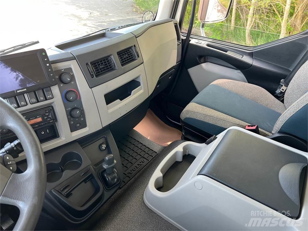 Volvo FL250 شاحنات بدرجة حرارة قابلة للضبط