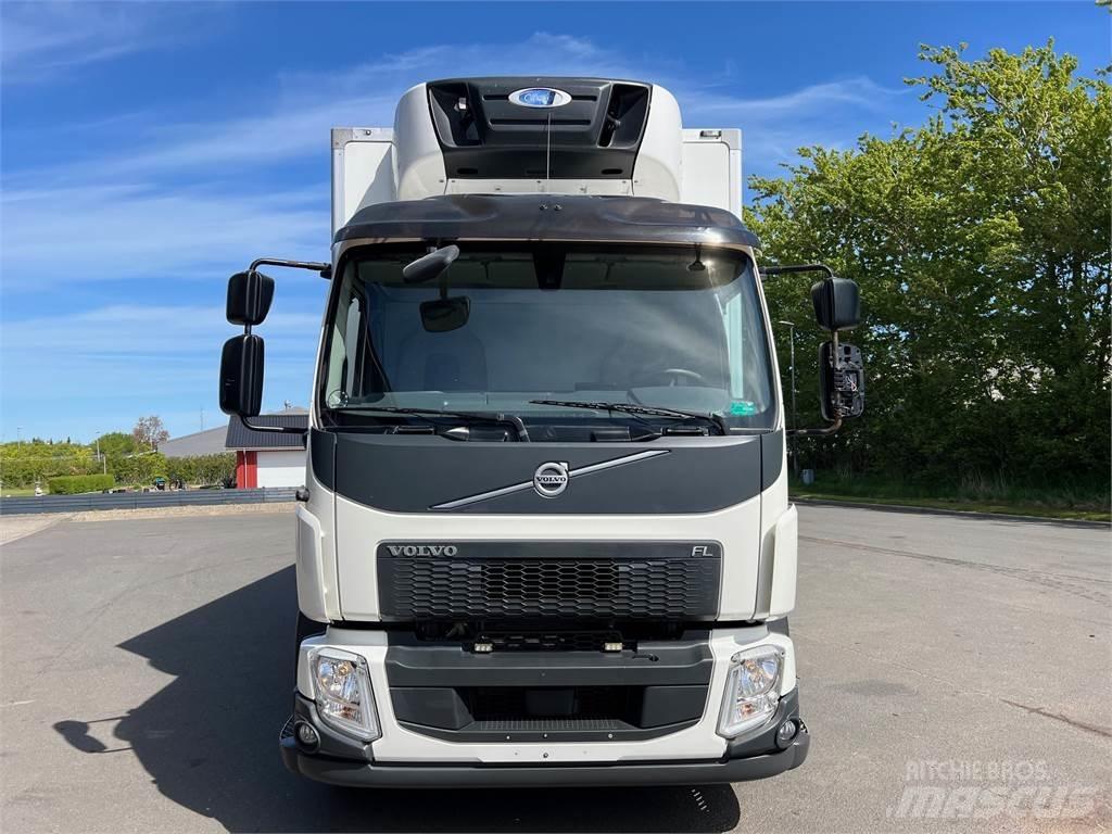 Volvo FL250 شاحنات بدرجة حرارة قابلة للضبط