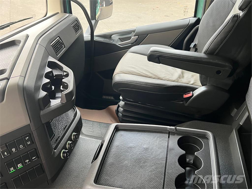 Volvo FM500 Globe شاحنات قابلة للفك