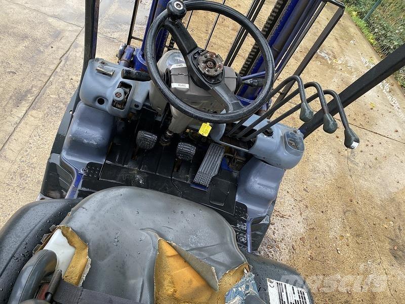 Komatsu FD25T-12 شاحنات ذات رافعات شوكية - أخرى