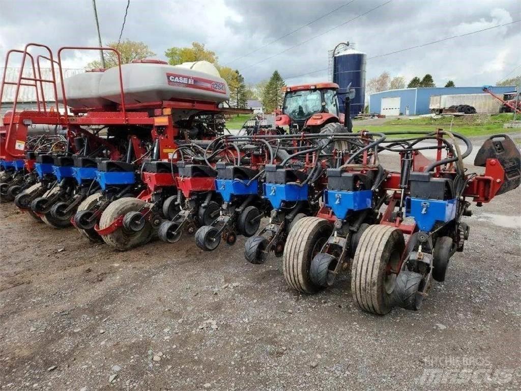 Case IH 1250 مكونات أخرى