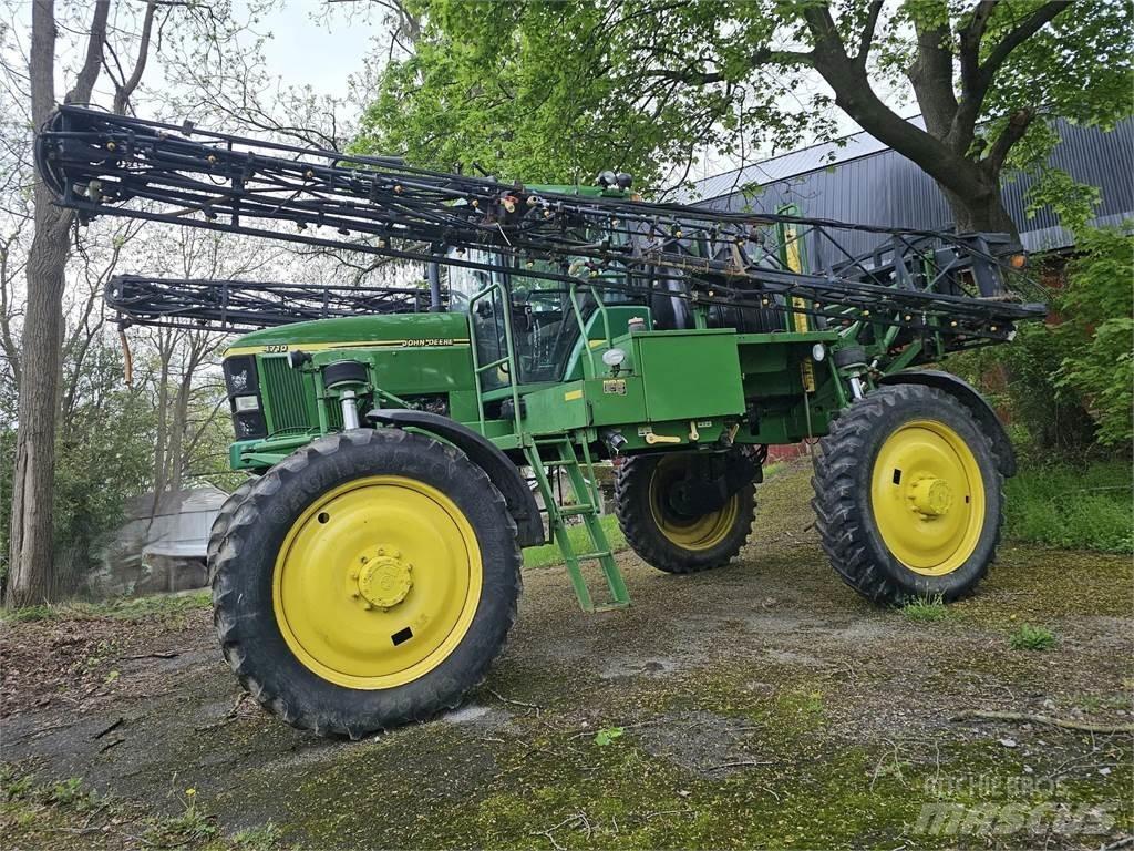 John Deere 4710 مكونات أخرى