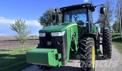 John Deere 8285r الجرارات
