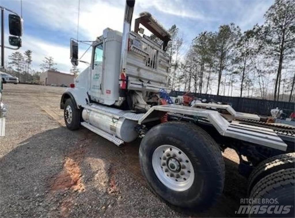 Kenworth T800 مكونات أخرى