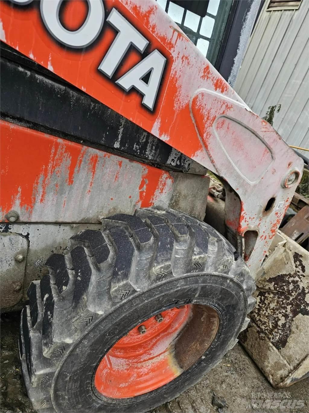 Kubota SSV75 مكونات أخرى