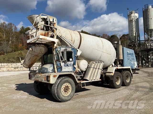 Advance  شاحنات أخرى