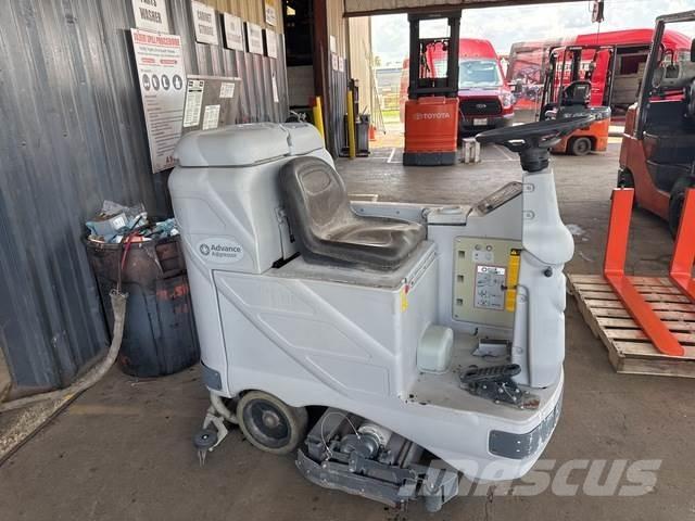 Advance 3220C كاسحات داخلية