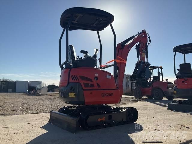 AGT QK20R حفارات زحافة