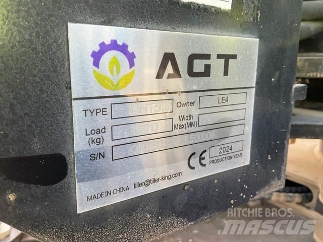 AGT QNT50R حفارات زحافة