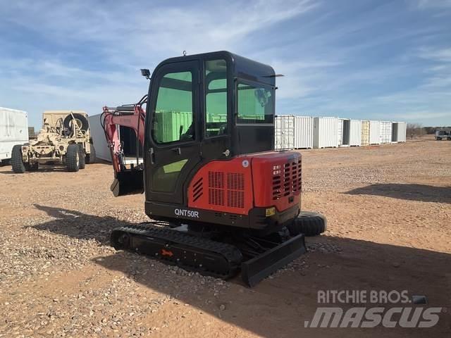 AGT QNT50R حفارات زحافة