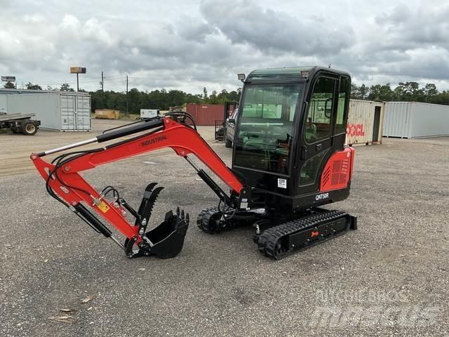 AGT QNT50R حفارات زحافة