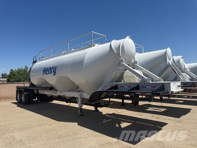  Aldura 1040CF مقطورات أخرى