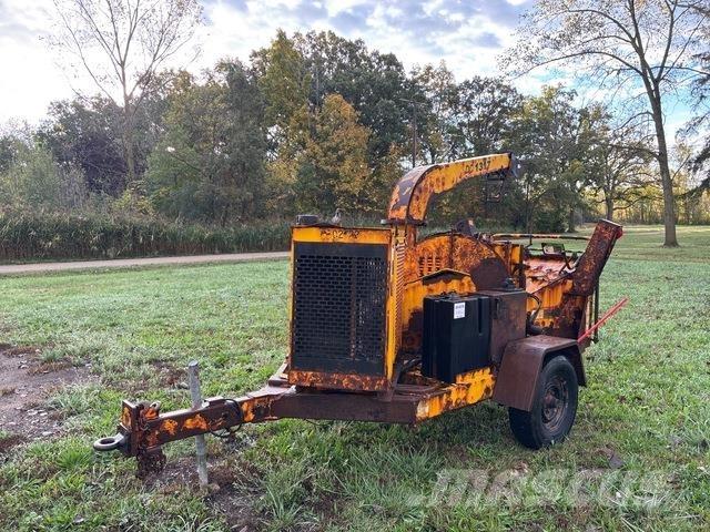 Altec DC1317 ماكينات تقطيع أخشاب الحراجة