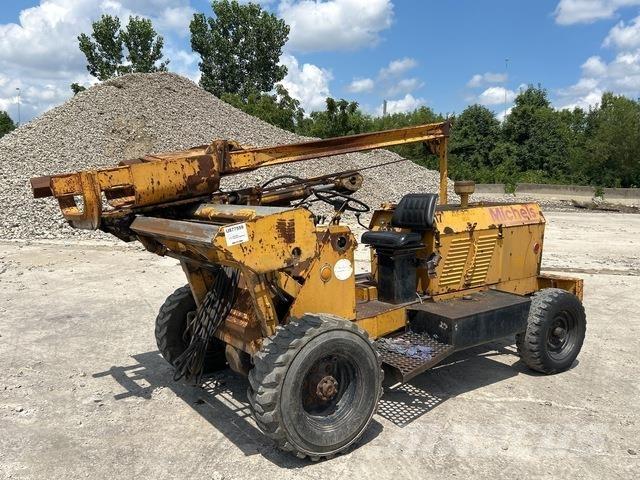 Arrow HJR1250 مطارق دق خوازيق هيدروليكية