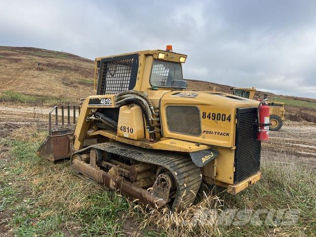 ASV 4810 لوادر انزلاقية التوجيه