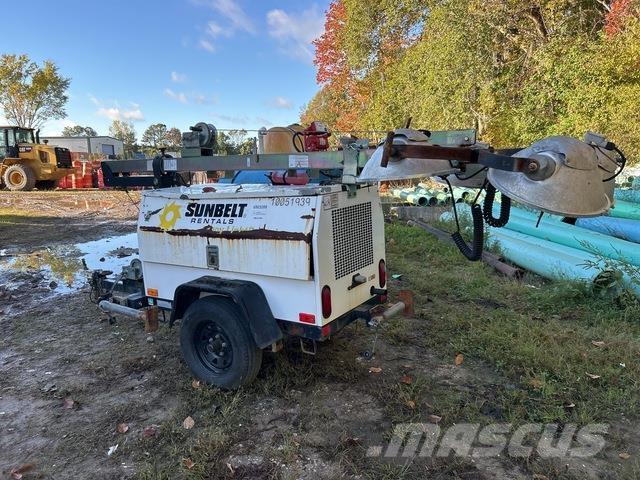 Atlas QLT M10 أبراج خفيفة