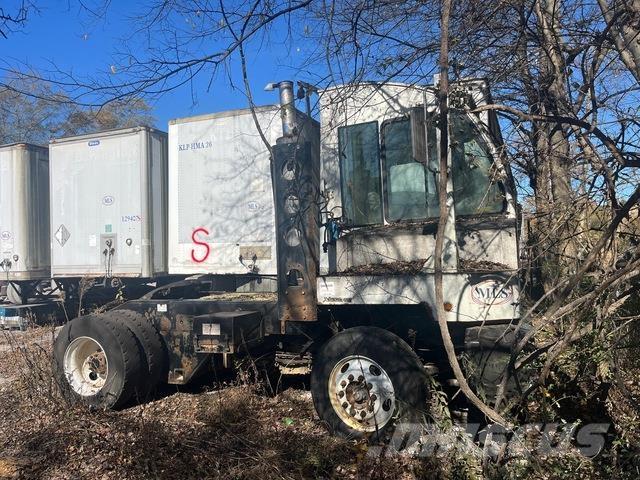 Autocar  جرارات صالات المطارات