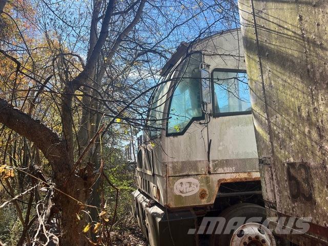 Autocar  جرارات صالات المطارات