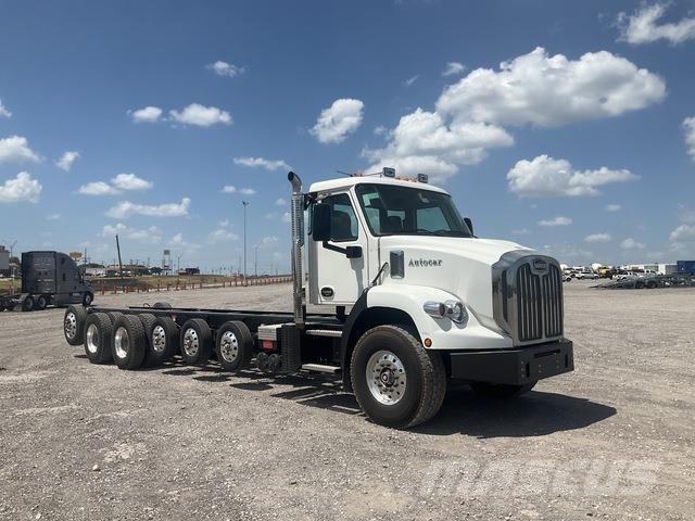 Autocar DC64 كابينة والداخلية
