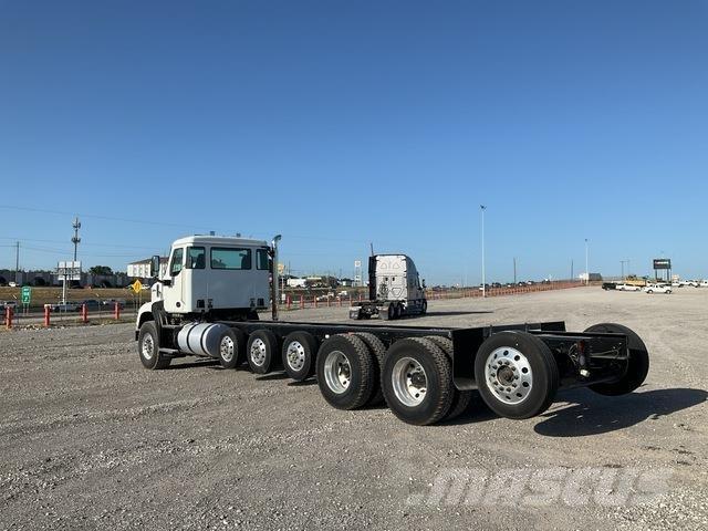 Autocar DC64 كابينة والداخلية