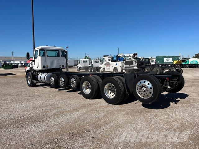 Autocar DC64 كابينة والداخلية