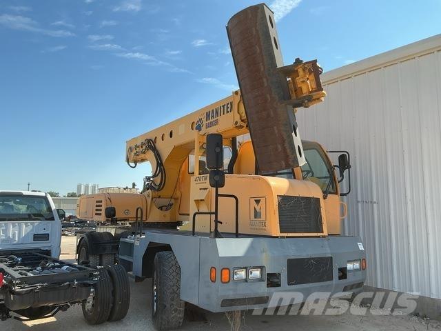 Badger 470TM حفارات بعجل