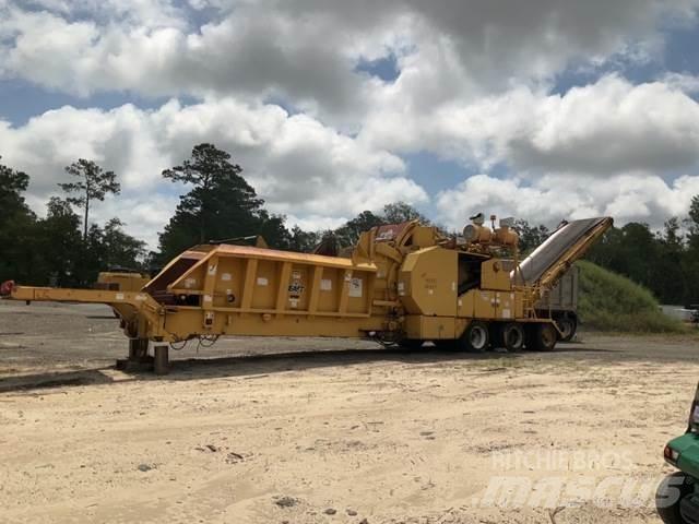 Bandit 4680 ماكينات الكشط/السحق