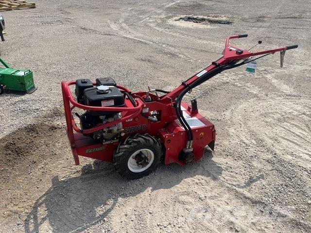 Barreto 918H الكاسحات وقلابات التربة ذات المحركات