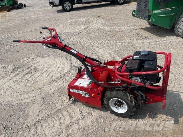 Barreto 918H الكاسحات وقلابات التربة ذات المحركات