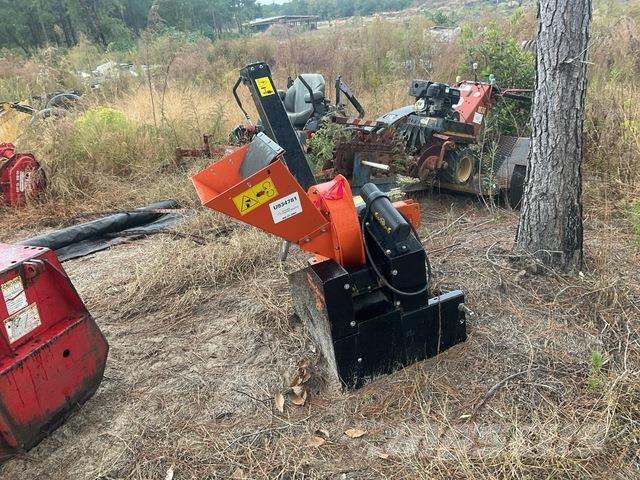 Bear Cat  ماكينات تقطيع أخشاب الحراجة