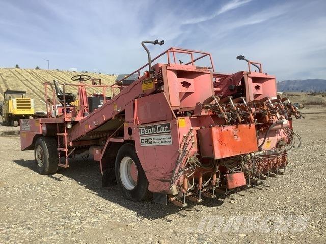  Bearcat BC2002 معدات نشر الرمال والملح