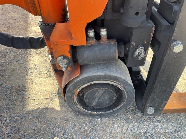 Bendi B420 شاحنات ذات رافعات شوكية تعمل بالكهرباء