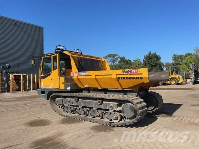  Bergman C912S عربات نقل قلابة مجنزرة