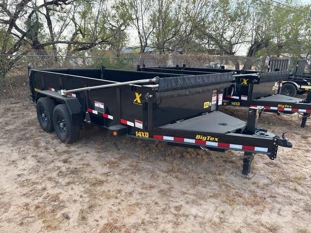 Big Tex  تفريغ المقطورات