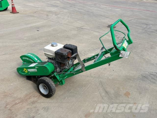 Blue Bird SG13 المطاحن الجذابة