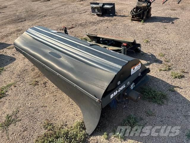 Bobcat  أخرى
