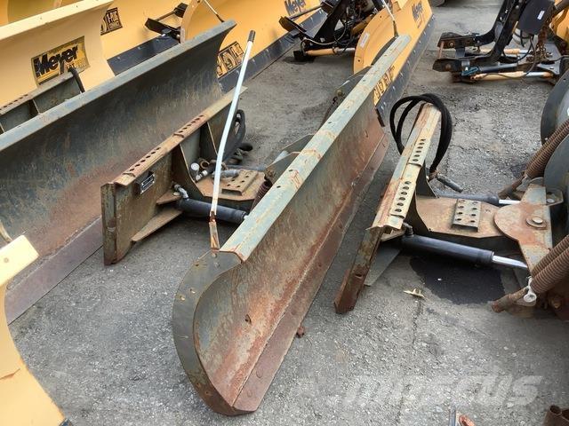 Bobcat  أخرى