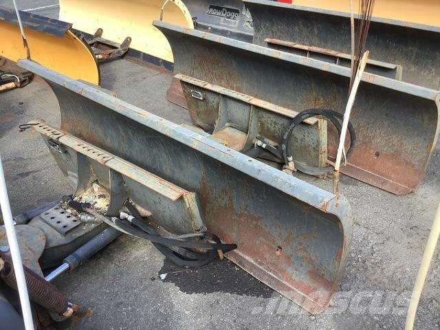 Bobcat  أخرى