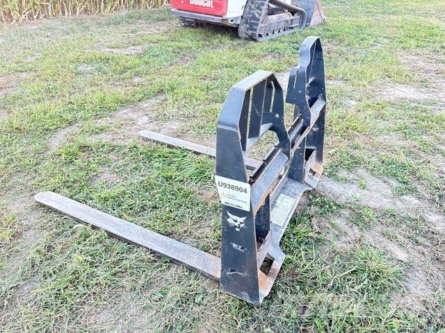 Bobcat  أخرى