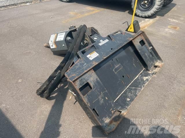 Bobcat 30C أخرى