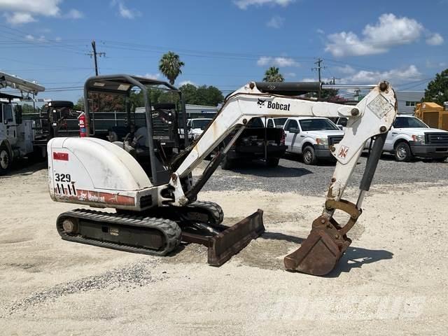 Bobcat 329G حفارات زحافة