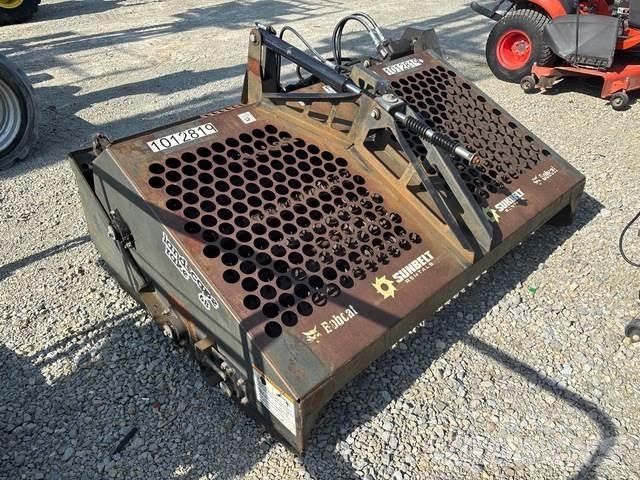 Bobcat 6B أخرى