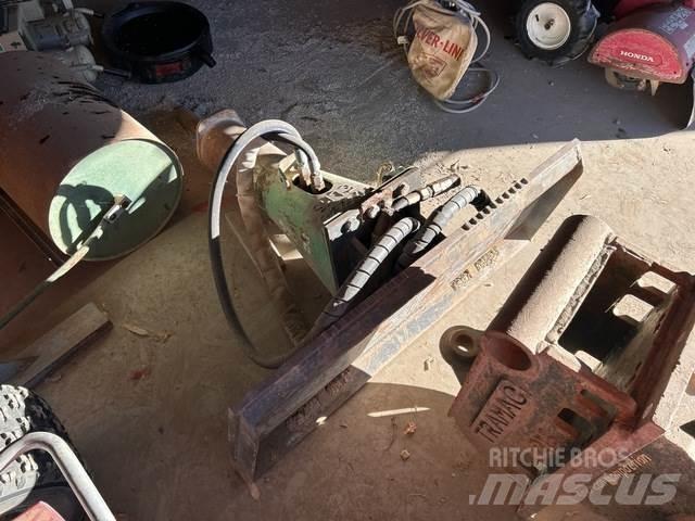 Bobcat 750LBS مطارق / كسارات