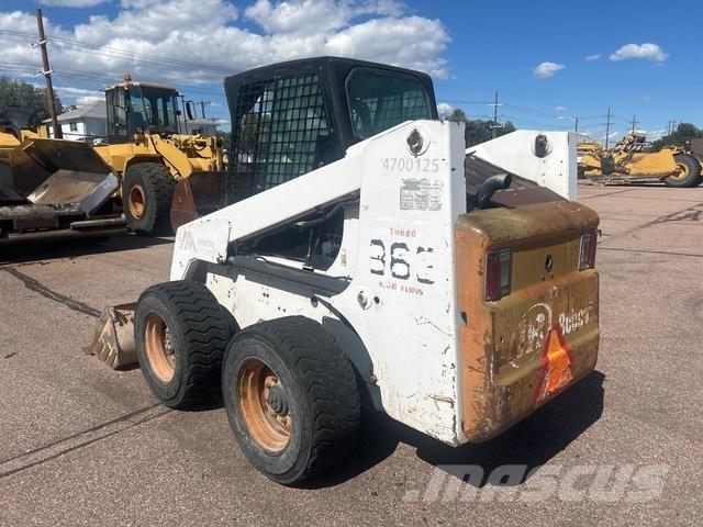 Bobcat 863 لوادر انزلاقية التوجيه