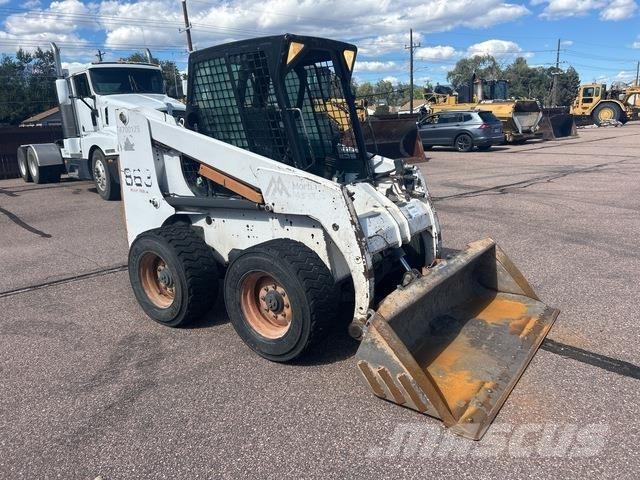 Bobcat 863 لوادر انزلاقية التوجيه