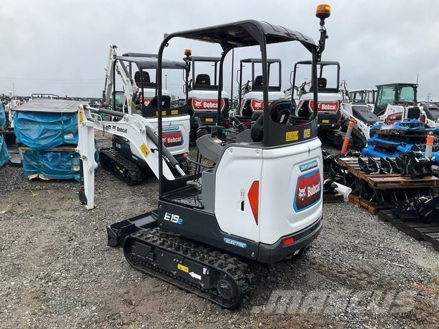 Bobcat E19e حفارات زحافة