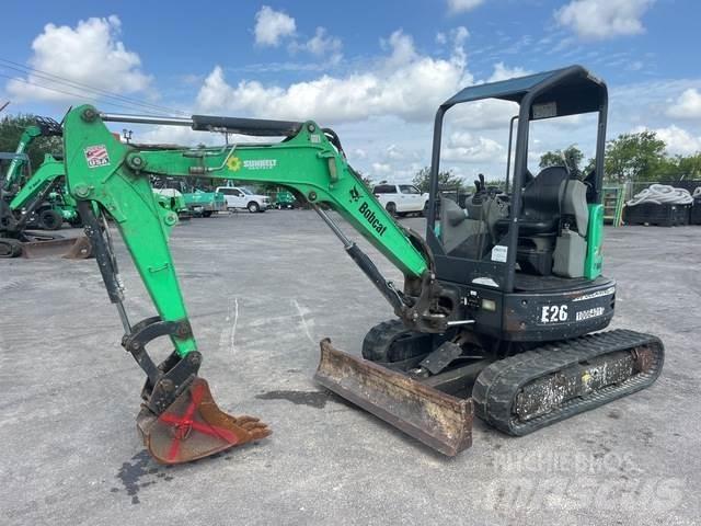 Bobcat E26 حفارات زحافة